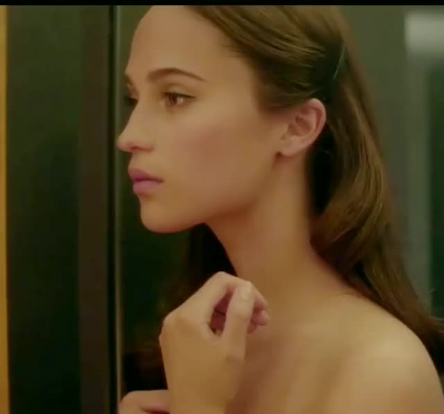 Alicia Vikander CelebJihad.com