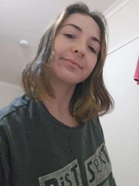 brunette fansly milf sfw verified gif