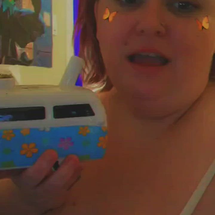 Monday smoke sesh on discord... Debuted this little beauty right here