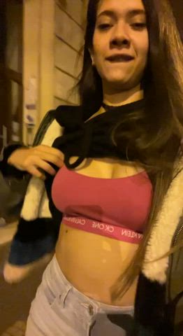 Flashing in the street 😈 [gif]