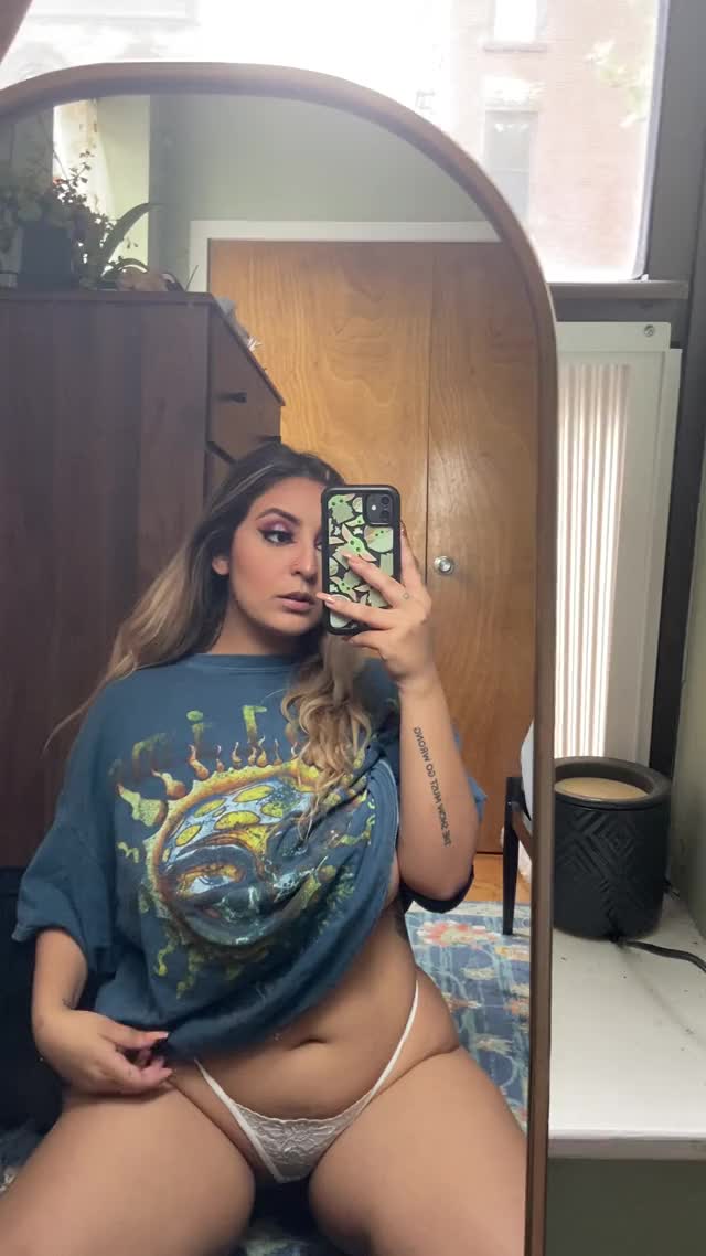 A quick lil flash ✨