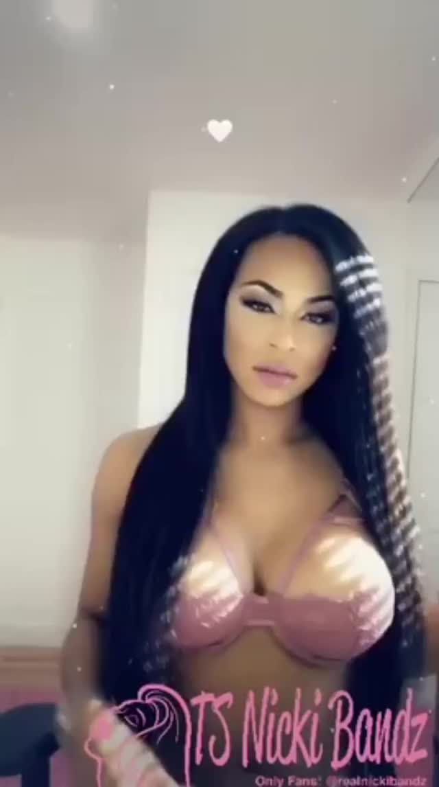 Ts nicki Bands www.onlyfans.com/realnickibandz
