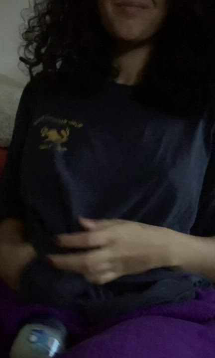 (OC) It’s a stay inside in a tshirt kinda Saturday 😋💜💋