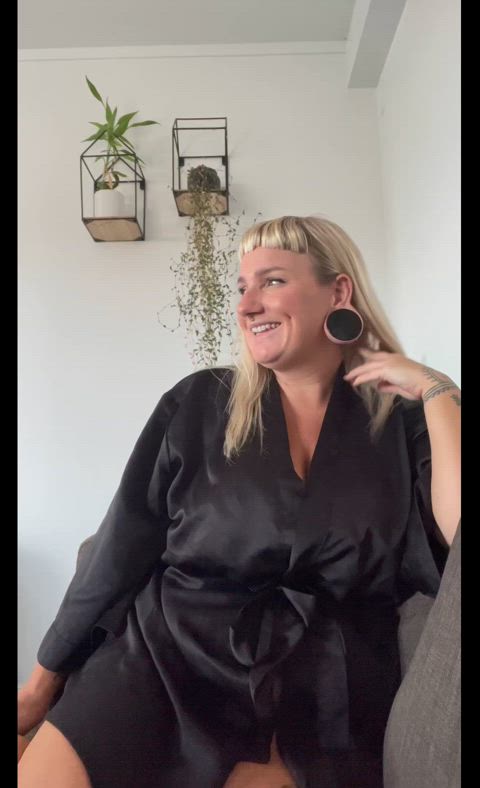 My super TABOO Mommy roleplay videos are now on fansly! Come get kinky with your
