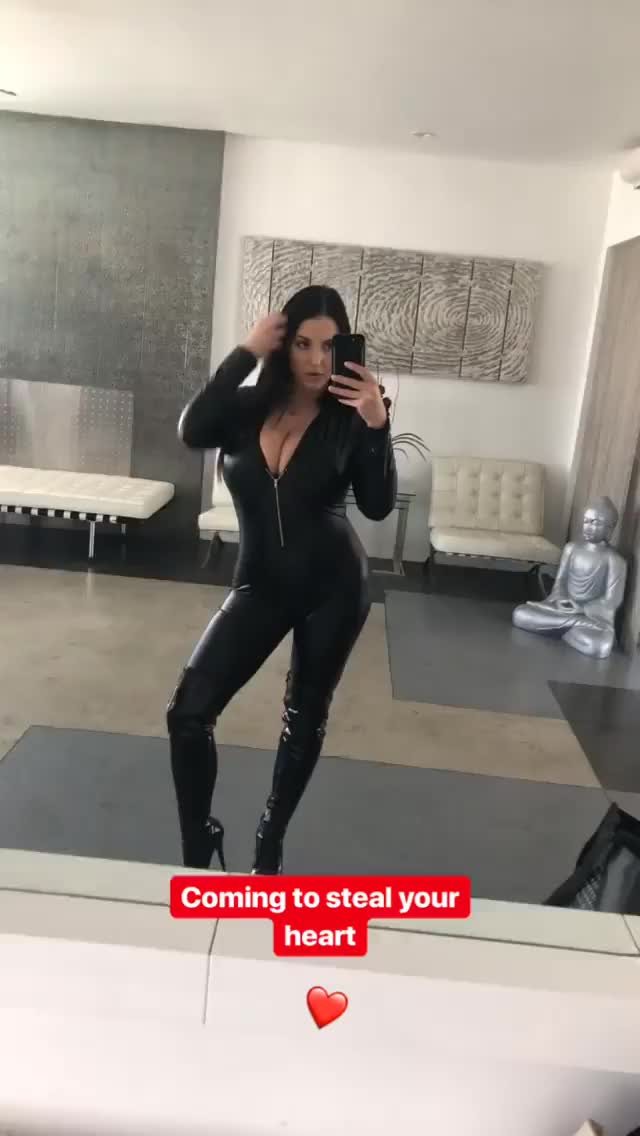 Angela RK 1