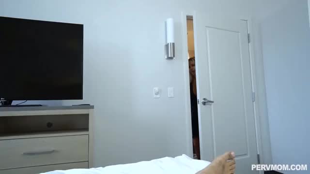 Nina Elle stripping