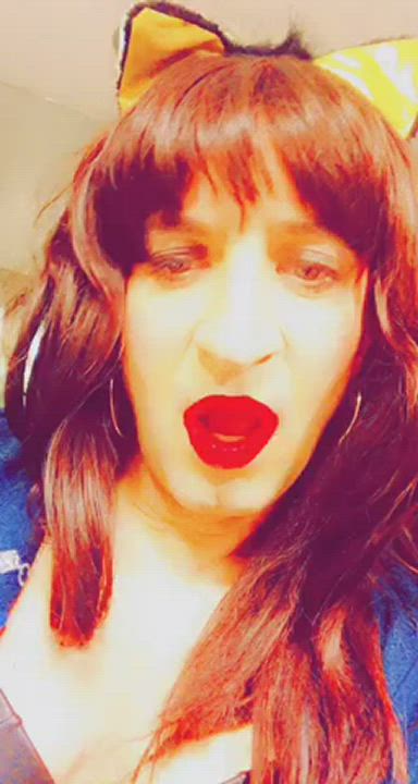 crossdressing femboy fetish lips lipstick fetish sissy trans gif