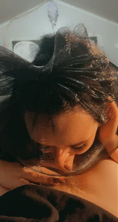 I love deep throating big cock 😍