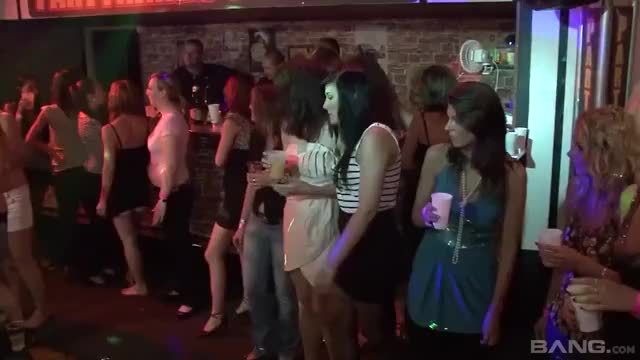 Nightclub Blondie Suck and Fuck Male Strippers