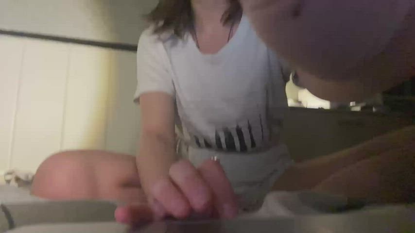 Hot girl flashing + full vid in the comments