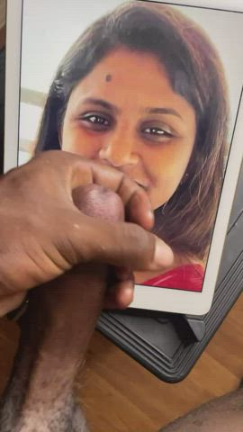 Using her face to relieve stress