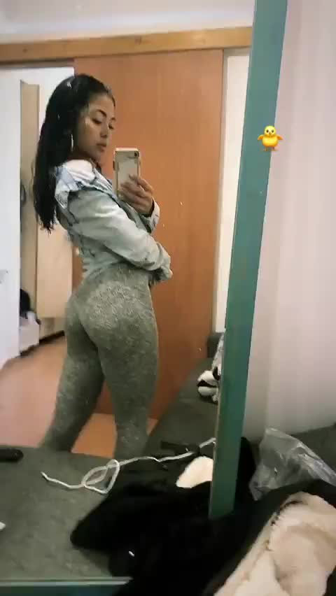 I'd give everything to have my friend sit on my face