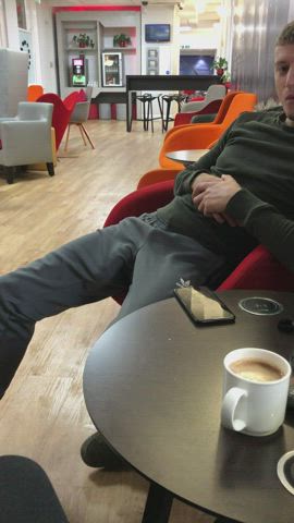 I love it when people looking at my bulge in Public!