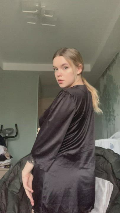 Your Favorite College Teen ❤️ I am 18 and I love sexting with my subs! ? Let's