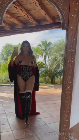 DEM1 in her costume 🥵🥵 0F Content in Comments👇