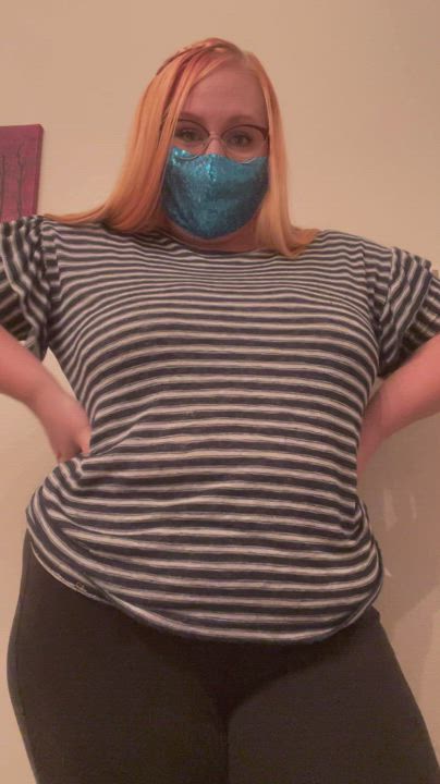You into chubby and nerdy girls?