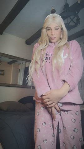 Barbie's bed time with a little surprise