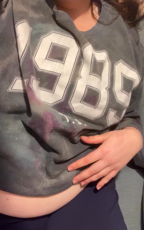 amateur belly button big tits gif