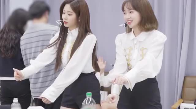 Minju Chaewon IZONE ONEIRIC THEATER BLU-RAY KIT VIDEO TEASER 1 steyr