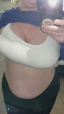 bbw big tits boobs hotwife nsfw natural tits tease thick tits wife bigger-than-you-thought
