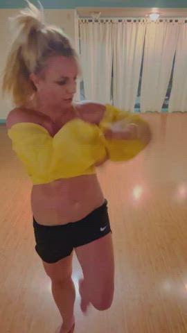 britney spears cleavage dancing gif