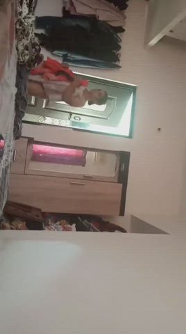 my mom caught my phone camera