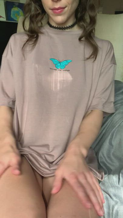 What’s under my t-shirt…just a wet pussy 😜
