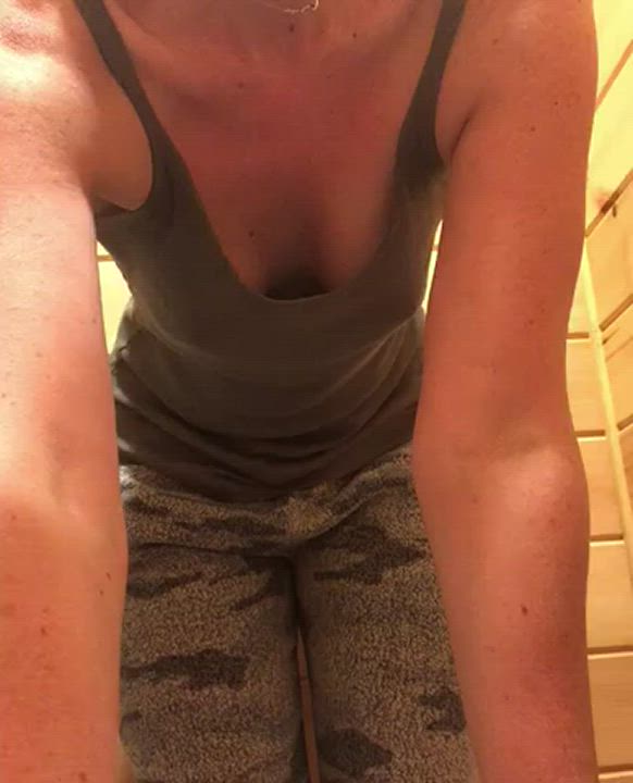 all the camo in the world can’t hide this booty !