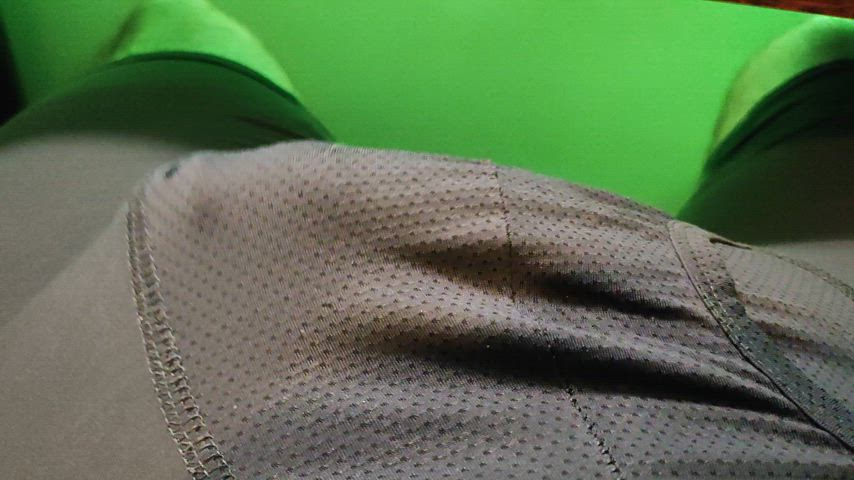 bulge bulgexxl pulsating throbbing underwear femboys gif