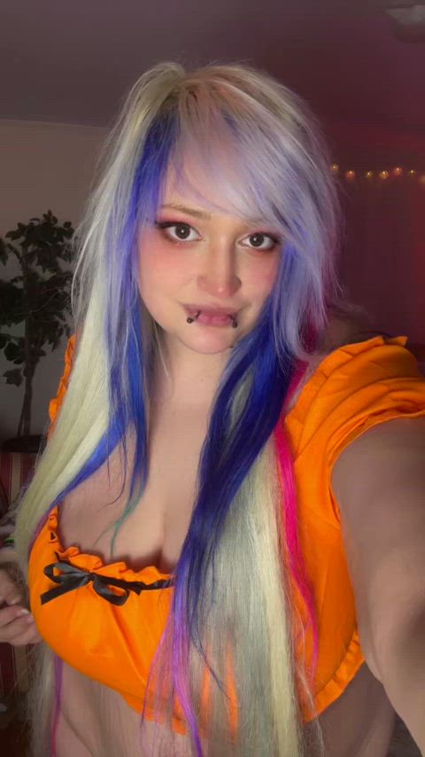 Halloween helping