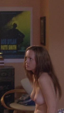 celebrity natural tits nude celebs watch-it-for-the-plot gif