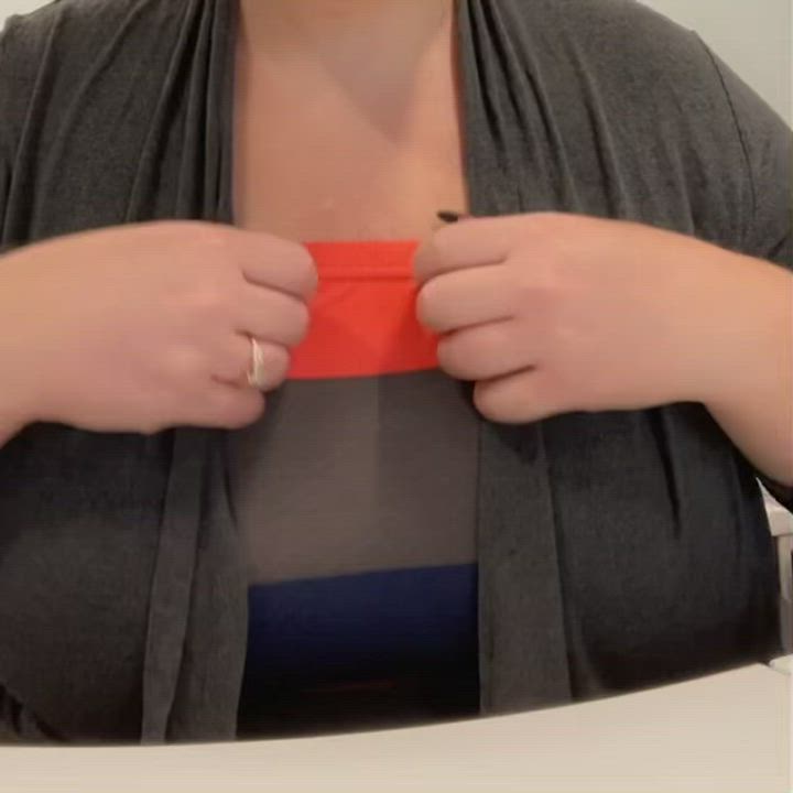 [OC] No Bra at work today ?