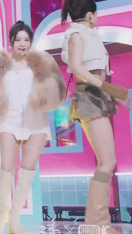 Nayeon is literally the queen of my fap. It's amazing how this little bitch turns