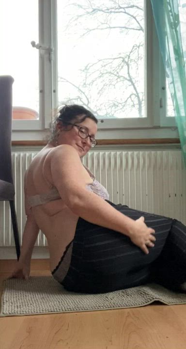 looking for someone i can give the guac guac 3000 [f]