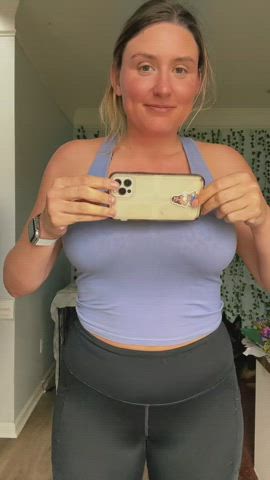 Nice shelf, mama