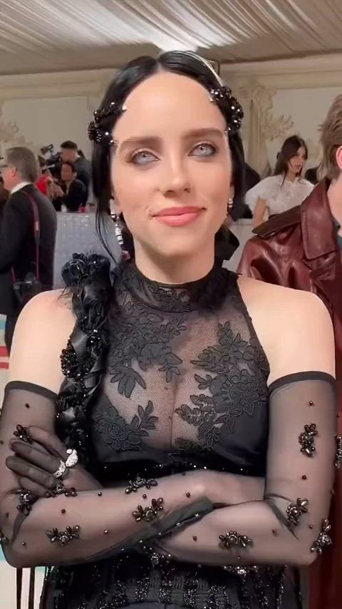 Flipped a coin so now Billie Eilish gets my cum before bed