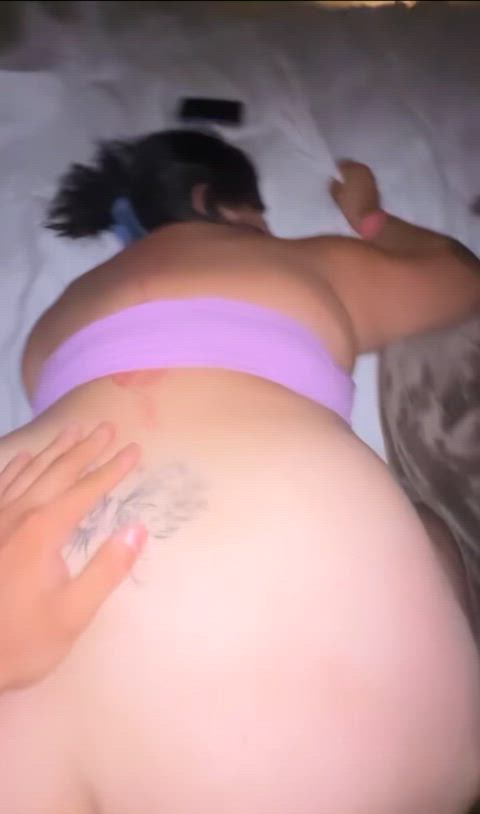 Giving my Latina gf backshots (cumshot)