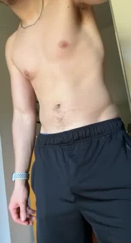 Can you imagine me airing my balls out like this at the gym?
