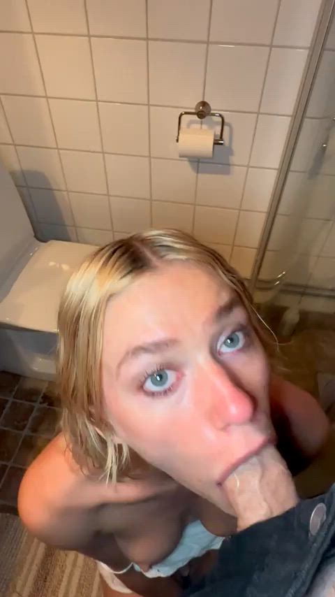 balls deep bathroom big dick blonde blowjob deepthroat gagging pretty blowjobs gif