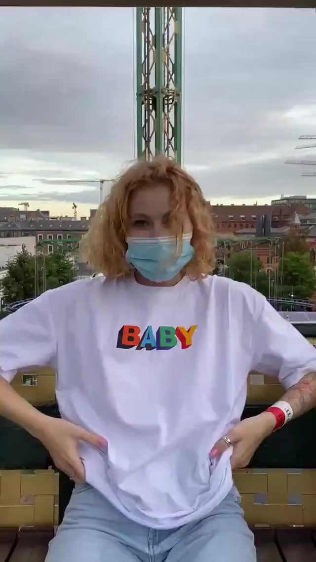 Amusement ride surprise [GIF]