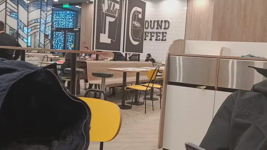 amateur ass big tits cumshot gif