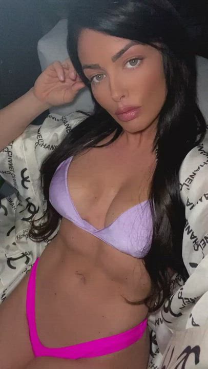 Mandy showing off her incredible body