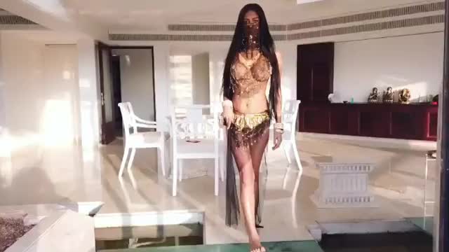 poonam panday Arabian nights