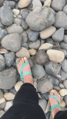 Would u rub my feet after my walk?