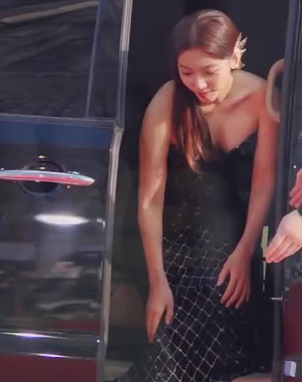 190828 Lee Chae-young 1 or