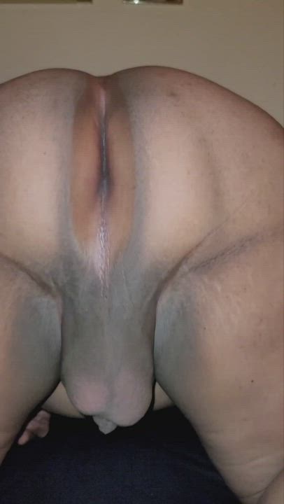 Where the booty eaters at? Native american ass looking for some ass eaters hehehehe