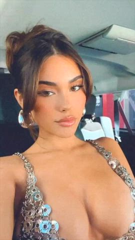 ass big tits brunette celebrity cleavage fake tits legs madison beer gif
