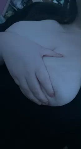 Bouncing them is so fun, I hope they bounce this hard when you pound me <3