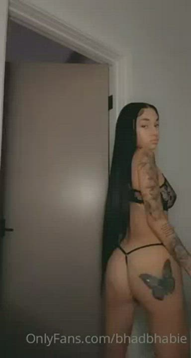 Teasing &amp; Shaking It