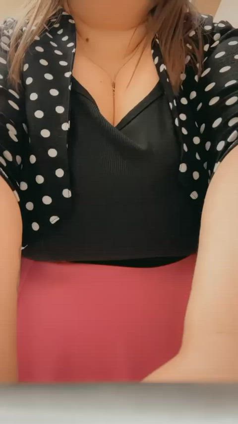 bbw busty freeuse huge tits nipple piercing office pierced texas gif